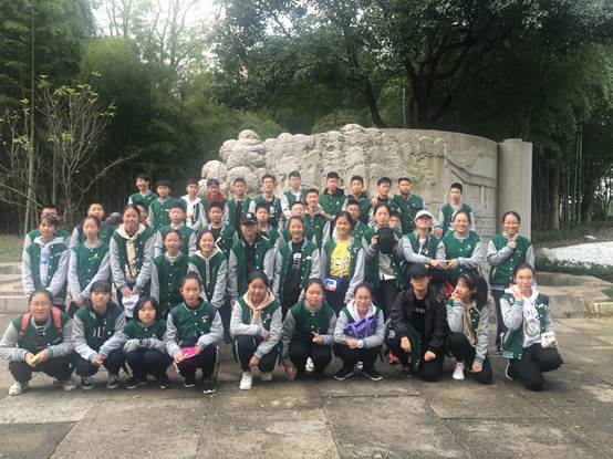 说明: D:\desktop\(新闻稿)八年级读书走天下绍兴之行\356554379456226073.jpg