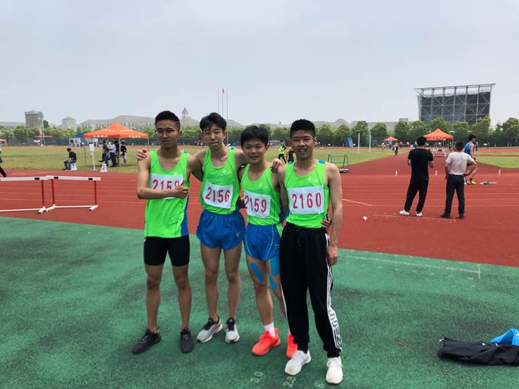 说明: D:\desktop\田径运动会通讯照片\49cc9cdb686379f13a9545bcc99f6d6.jpg