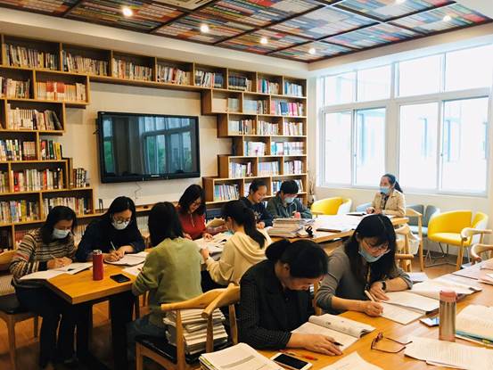 说明: C:\Users\Administrator\Desktop\吴晓瑜已审核2020年5月13日关于历史与社会组教研活动通讯稿——仇静仟\2020年5月13日关于历史与社会组教研活动照片4.jpg