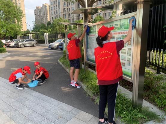 说明: C:\Users\Administrator\Desktop\已审核2020年9月4日致“最美学生志愿者”——有道校园因你更美丽\IMG_2489.HEIC.JPG