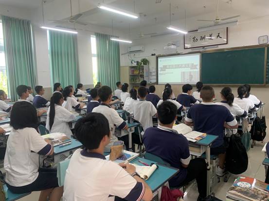 说明: C:\Users\Administrator\Desktop\你好,新学期!舟山一初2020年秋季线上开学典礼美好而至\IMG_2403.HEIC.JPG
