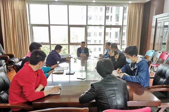 说明: D:\desktop\2020网上办公\信息发布上报\伍青松已审核2020年4月30日关于专题廉情分析会的通讯稿--李枫\2020年4月30日专题廉情分析会照片-2.jpg