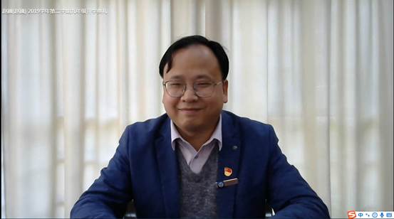 说明: C:\Users\Administrator\Desktop\信息上报\2020年4月13、18、19日关于舟山一初举行2020年春季学期开学典礼通讯稿——朱碧妮\4-12九年级开学典礼11.png