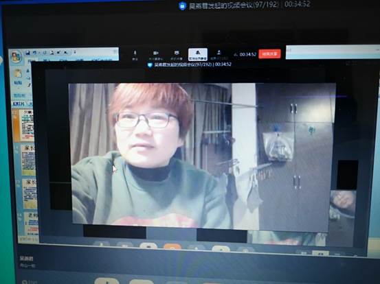 说明: D:\desktop\2020网上办公\信息发布上报\九年级线上班会2020-4-7\图片\学生家长发言.jpg