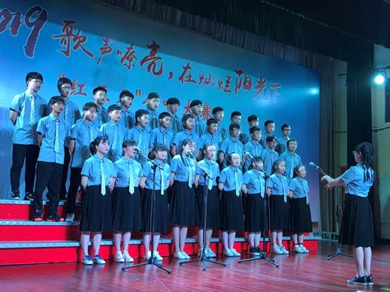 说明: D:\desktop\九年级合唱\468e532fd9b26c55139454228adafd6.jpg