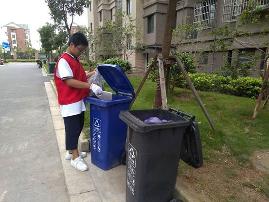 说明: C:\Users\Administrator\Desktop\20180916小小啄木鸟活动原图\原图\微信图片_20180917151817.jpg