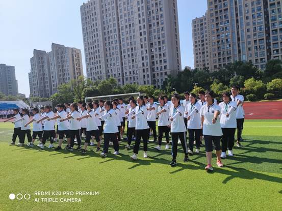 说明: G:\原电脑桌面文件\信息上报\夏清已审核九年级8月25-28日夏令营通讯稿——许慧颖\mmexport1598622585716.jpg